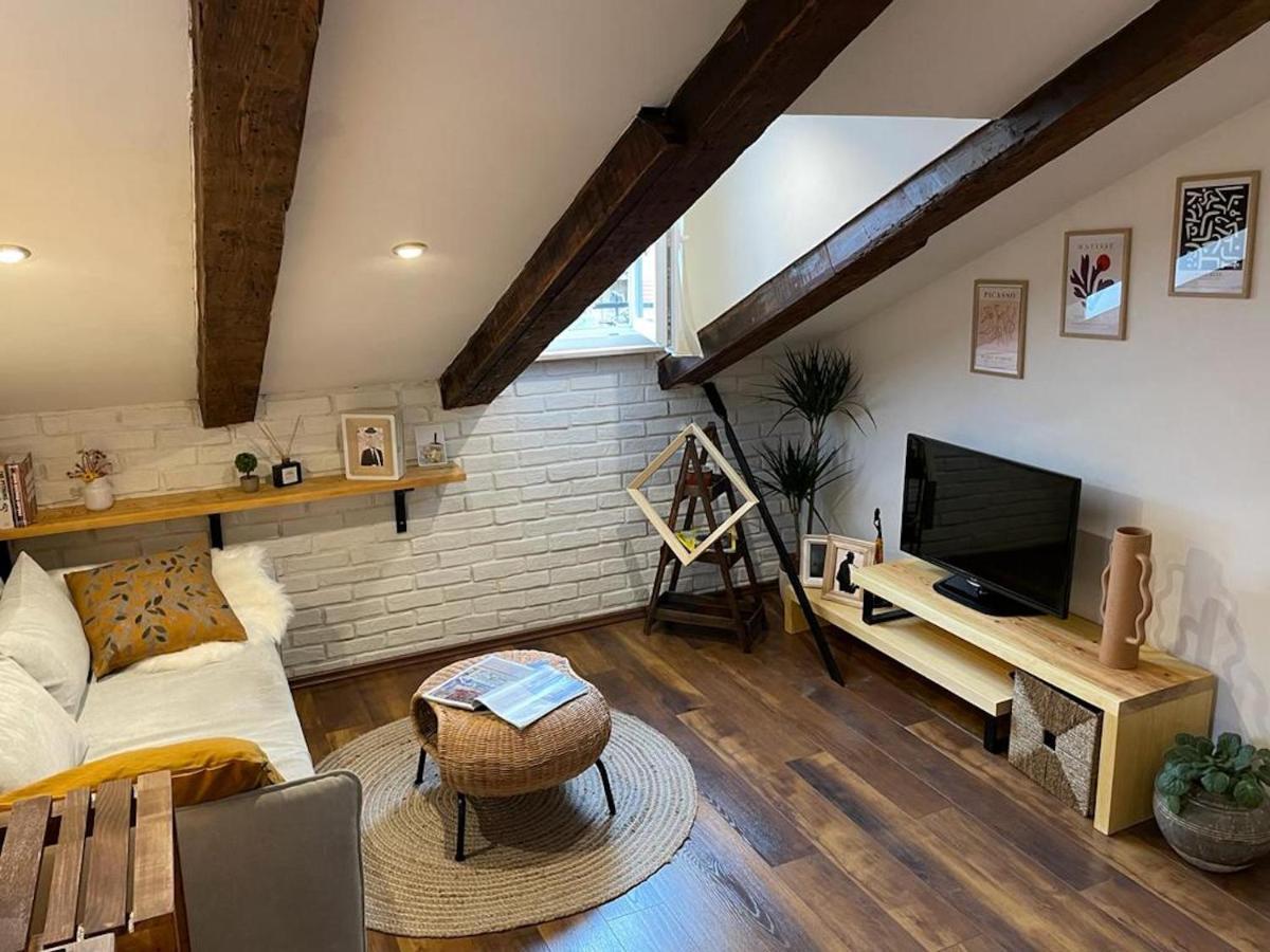 רייקה Condo In Town Centre מראה חיצוני תמונה