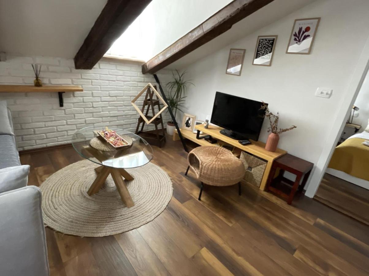 רייקה Condo In Town Centre מראה חיצוני תמונה
